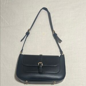 Elegant Black Leather Shoulder Bag